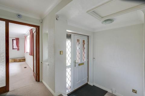 6 Abercorn Close, South Croydon, CR2 8TG
