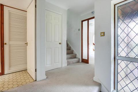 6 Abercorn Close, South Croydon, CR2 8TG
