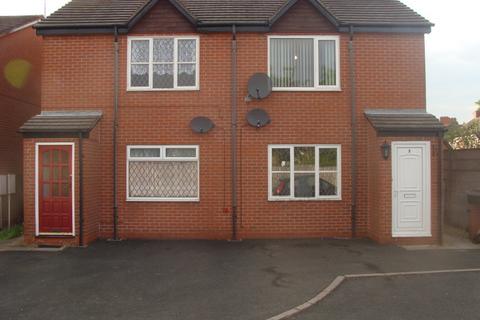 1 bedroom ground floor flat to rent, 7 The Mews, Shepherds Fold, Rowley Regis, B65 8BG