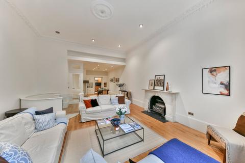 2 bedroom flat for sale, Onslow Gardens, London