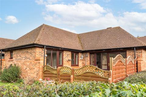 2 bedroom bungalow for sale, Knowles Green, Bletchley MK2