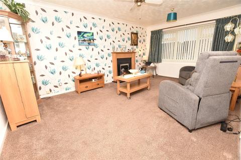 66 Birchfields Rise, Leeds, LS14 2JB