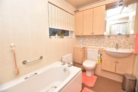 66 Birchfields Rise, Leeds, LS14 2JB