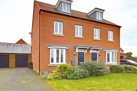 3 bedroom semi-detached house for sale, Adderbury, Banbury OX17