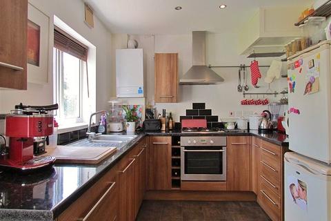 3 bedroom semi-detached house to rent, Kennington Road, Oxford OX1