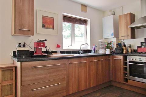 3 bedroom semi-detached house to rent, Kennington Road, Oxford OX1