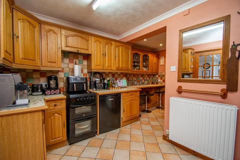 3 bedroom semi-detached house for sale, Ferry Road, Reading RG8