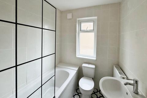 114 Grasmere Road, Blackpool, FY1 5LU