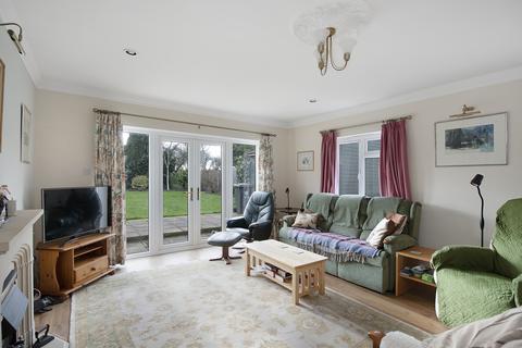 4 bedroom bungalow for sale, St. Neots Road, Cambridge CB23