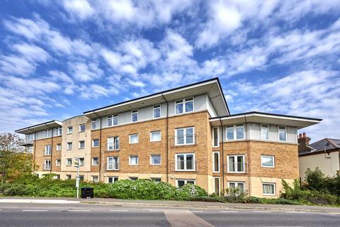 2 bedroom apartment to rent, Camp Road, Hertfordshire AL1