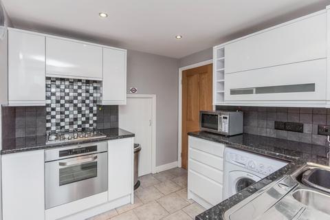 2 bedroom maisonette for sale, Courtney Crescent, Carshalton SM5