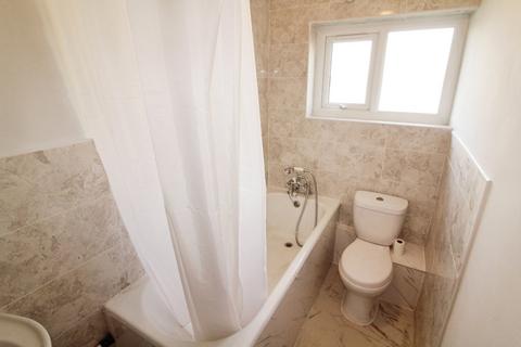 1 bedroom apartment to rent, Brignall Garth, West Yorkshire LS9