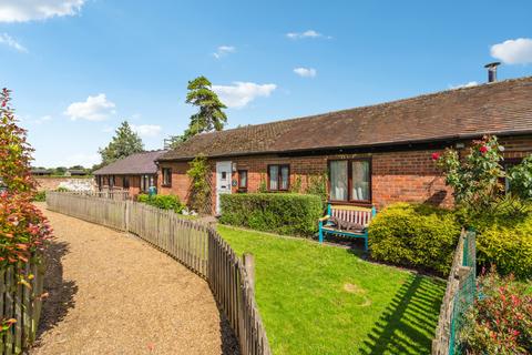 2 bedroom semi-detached house for sale, Cryers Hill Road, High Wycombe HP15