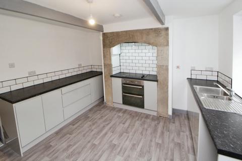 2 bedroom terraced house to rent, Woolley Bridge, Glossop SK13