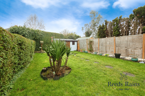 3 bedroom semi-detached house for sale, Seafield Avenue, Hull HU9