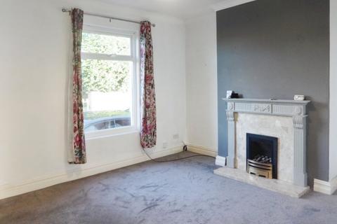 2 bed terraced house for rent in Church View, West Yorkshire WF1