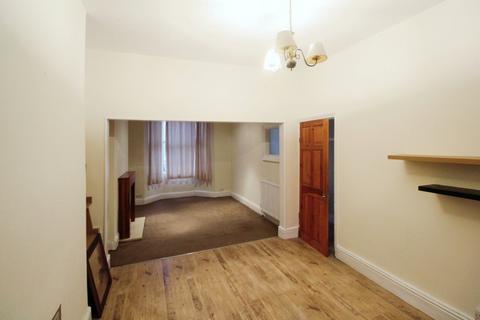 2 bedroom terraced house to rent, Church Road West, Merseyside L4