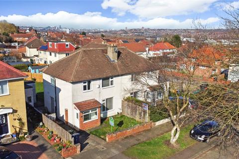 3 bedroom semi-detached house for sale, Greenwood Gardens, Gateshead NE11