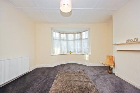 2 bedroom flat to rent, The Avenue, Gateshead NE10