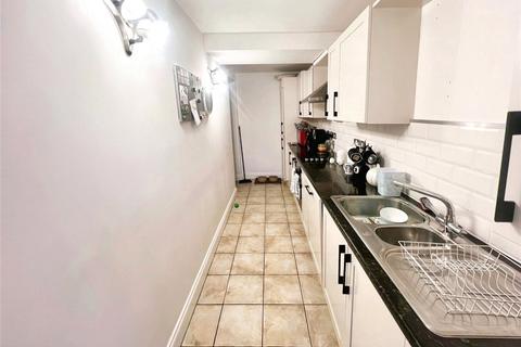 1 bedroom flat to rent, Toad Pond Close, Manchester M27