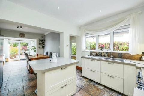 3 bedroom bungalow for sale, Cross Way, Hampshire PO9