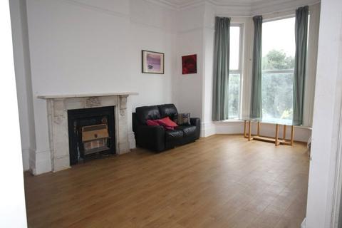 1 bedroom flat to rent, Western Parade, Hampshire PO5