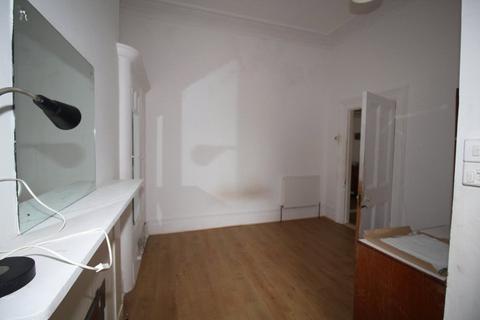 1 bedroom flat to rent, Western Parade, Hampshire PO5