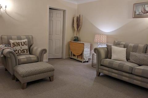 2 bedroom flat for sale, 6 Ladies Spring Court Ladies Spring Drive Dore Sheffield S17 3LR