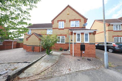 62 Camden Road, Chafford Hundred, Grays, RM16 6PY