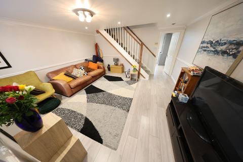 62 Camden Road, Chafford Hundred, Grays, RM16 6PY
