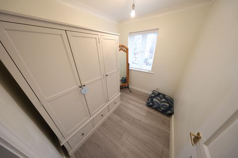62 Camden Road, Chafford Hundred, Grays, RM16 6PY