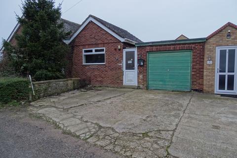 3 bedroom detached bungalow for sale, Field Terrace: Farcet