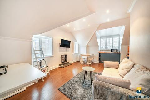 undefined, Upper Edgeborough Road, Surrey GU1