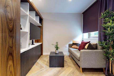 undefined, Apt 4,  Live Oasis Belgrave Street, 2 Belgrave St LS2