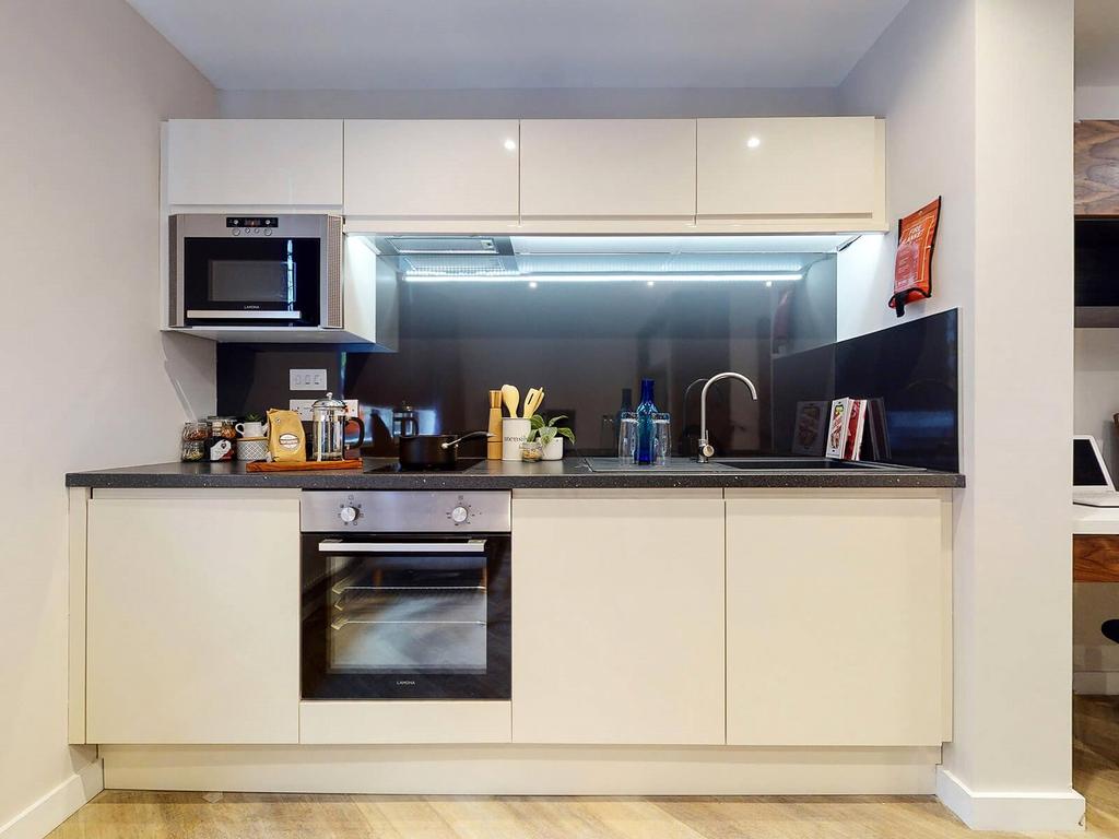 Apartment in Leeds - View 4