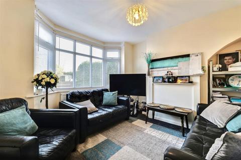 64 Beaumont Road, Nuneaton, CV11 5HF