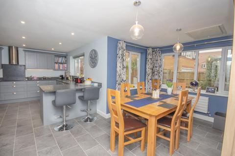 4 bedroom detached house for sale, Johnson Road, Emersons Green, Bristol, BS16 7JQ