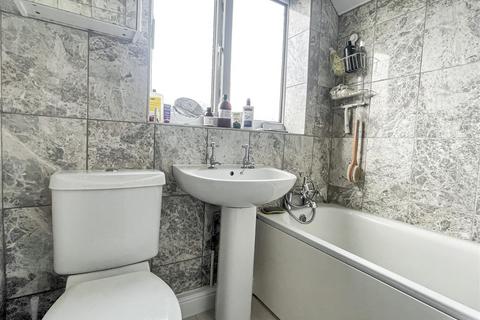 118 Mayfield Drive, Caversham, Reading, RG4 5JT