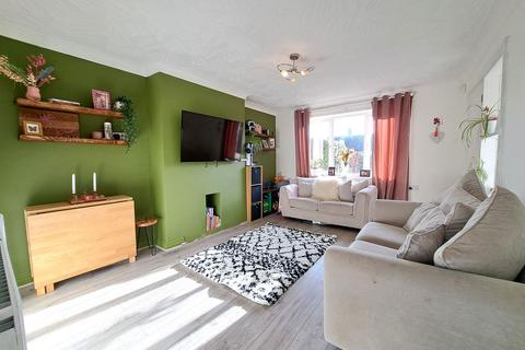 3 bedroom end of terrace house for sale, Pembroke Road, Cheshire East SK11