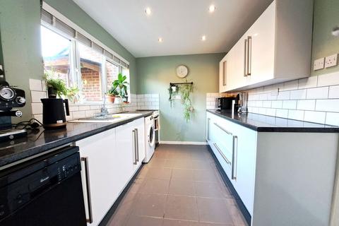 3 bedroom end of terrace house for sale, Pembroke Road, Cheshire East SK11