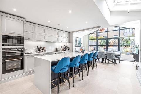 5 bedroom terraced house for sale, Sugden Road, London, SW11