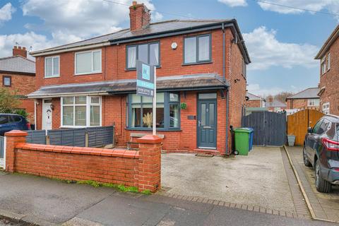 3 bedroom semi-detached house for sale, Grantham Avenue, Warrington