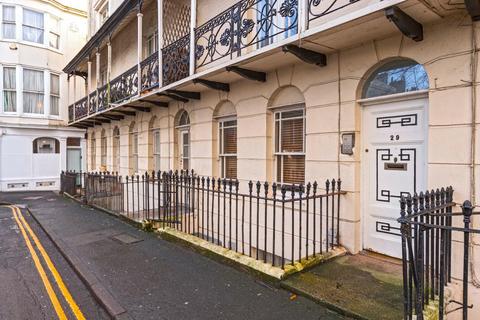 1 bedroom apartment for sale, Russell Square, Brighton