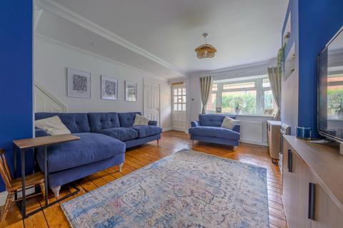 19 Beehive Close, Catshill, Bromsgrove, B61 0PT