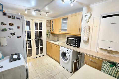 4 bedroom end of terrace house for sale, Gibbs Court, Corsham SN13