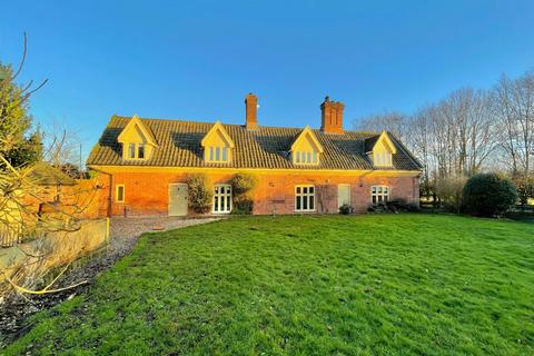 5 bedroom detached house for sale, Green Lane, Wramplingham