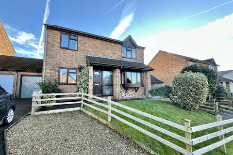 4 bedroom link detached house for sale, Larksfield Road, Drybrook GL17