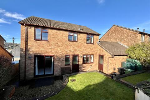 4 bedroom link detached house for sale, Larksfield Road, Drybrook GL17