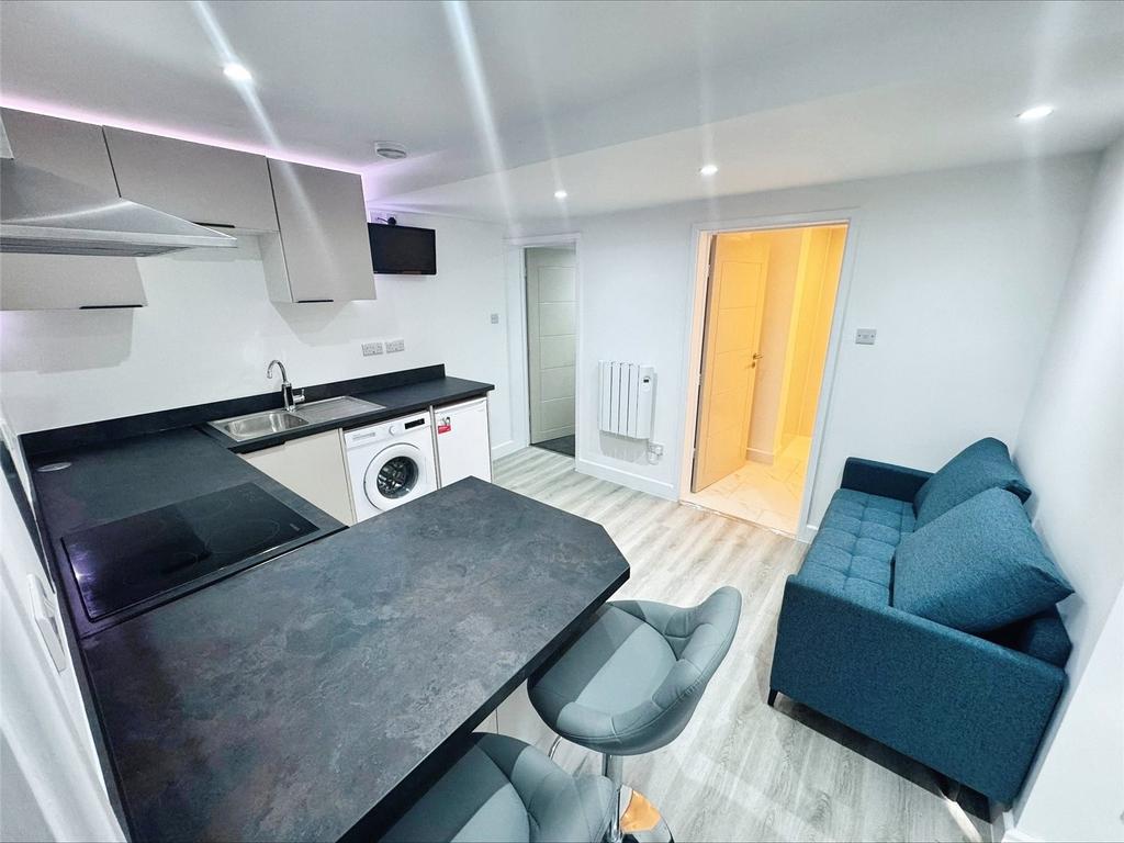 Kitchen/Lounge