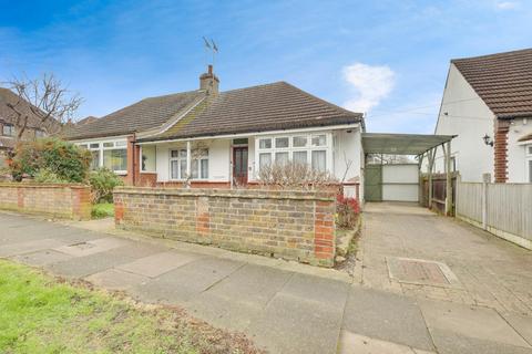 2 bedroom semi-detached bungalow for sale, Blenheim Crescent, Leigh-on-sea, SS9